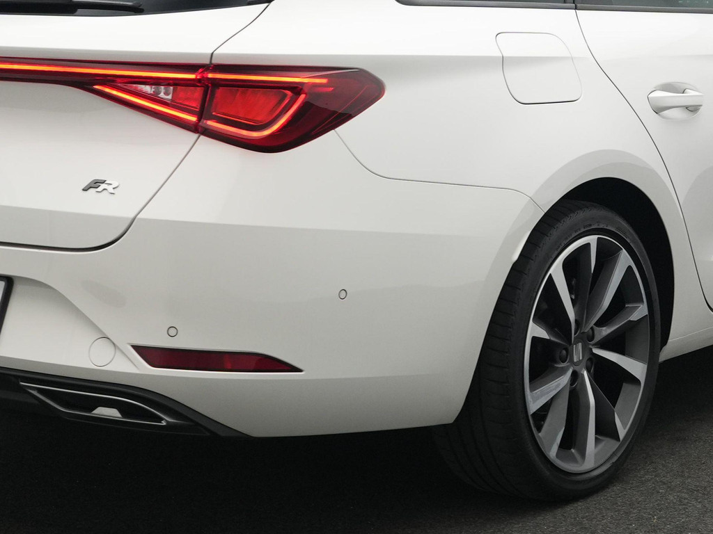 Seat Leon Sportstourer (N830HT) met abonnement