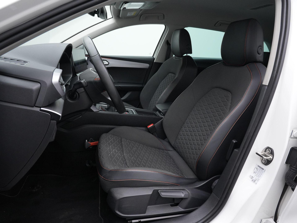 Seat Leon Sportstourer (N830HT) met abonnement