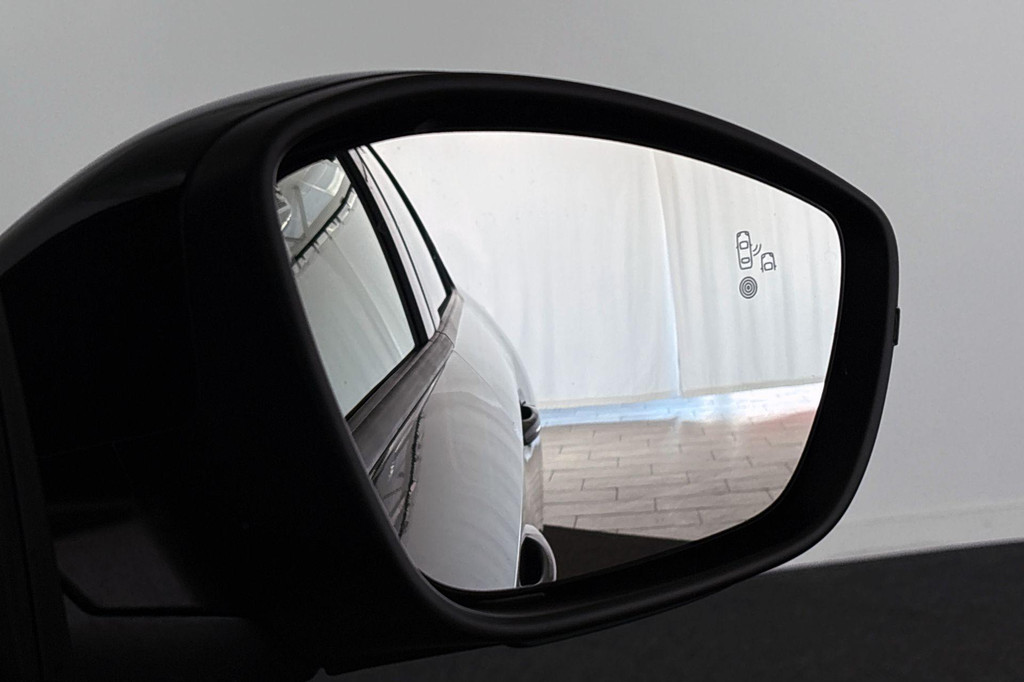 Peugeot 208 (HNT79F) met abonnement