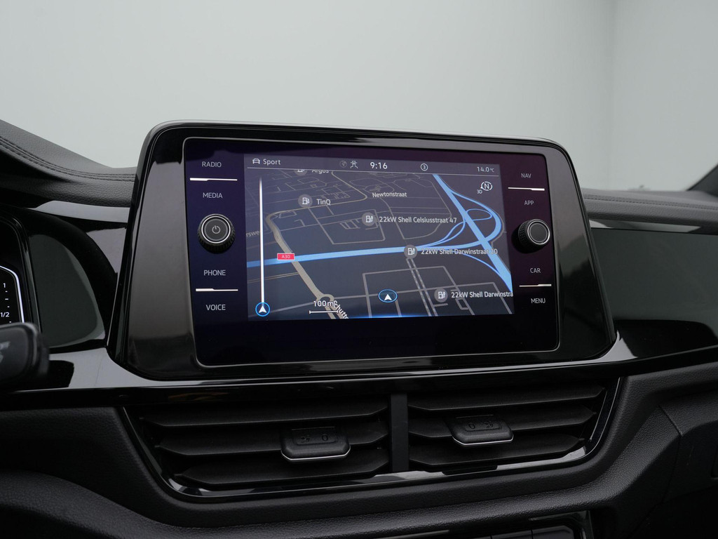 Volkswagen T-Roc Cabrio (KLB82K) met abonnement