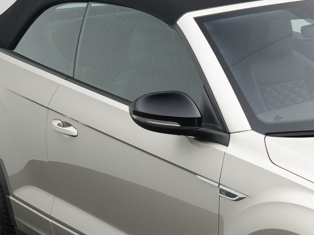 Volkswagen T-Roc Cabrio (KLB82K) met abonnement