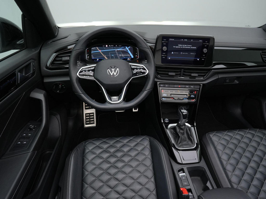 Volkswagen T-Roc Cabrio (KLB82K) met abonnement