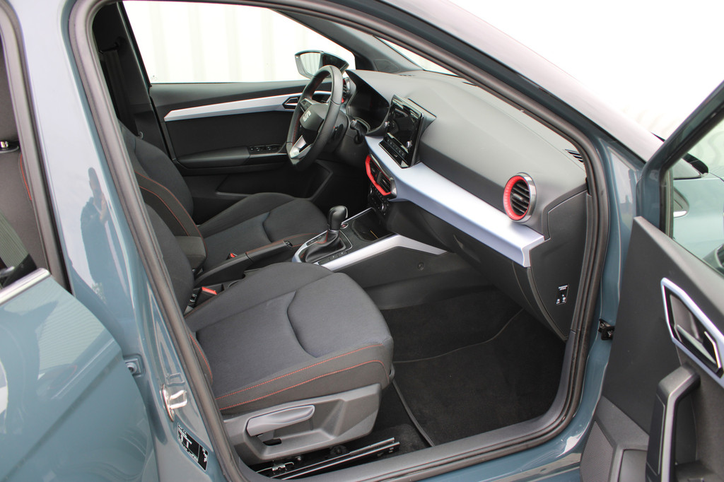 Seat Arona (KLV54H) met abonnement