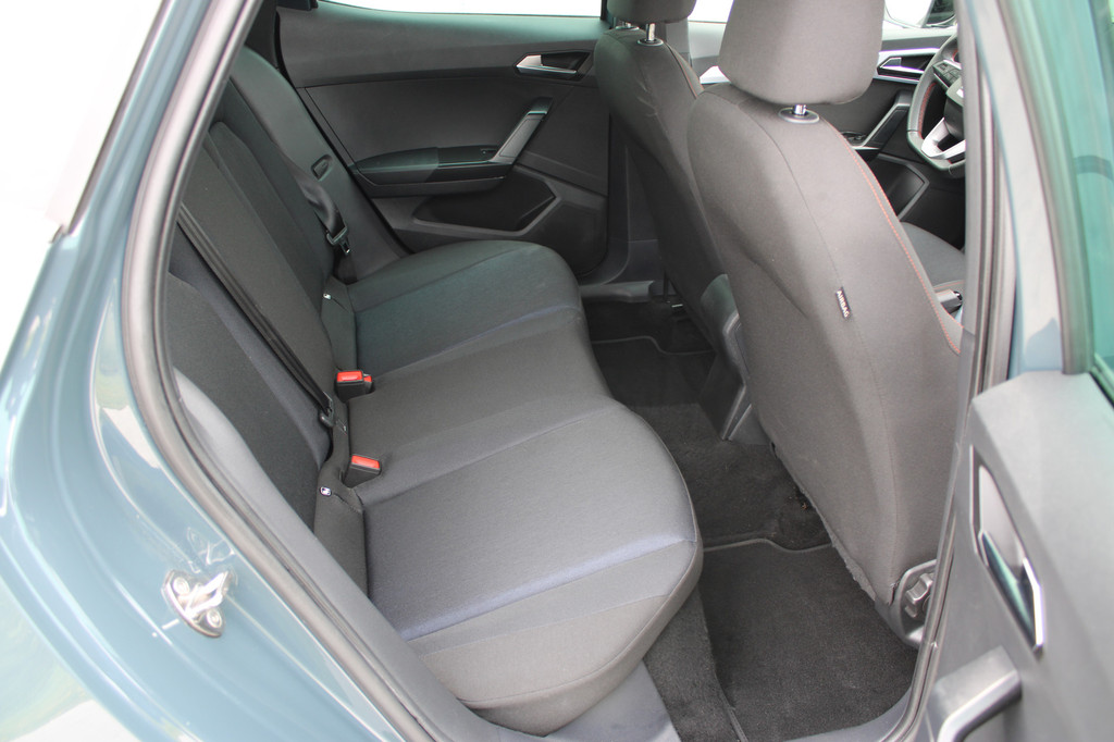 Seat Arona (KLV54H) met abonnement