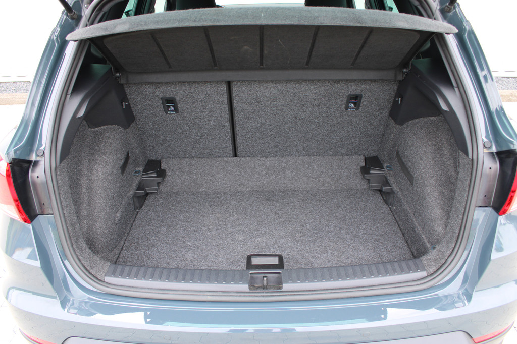 Seat Arona (KLV54H) met abonnement