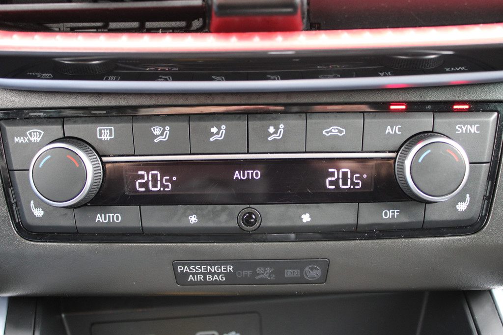 Seat Arona (KLV54H) met abonnement