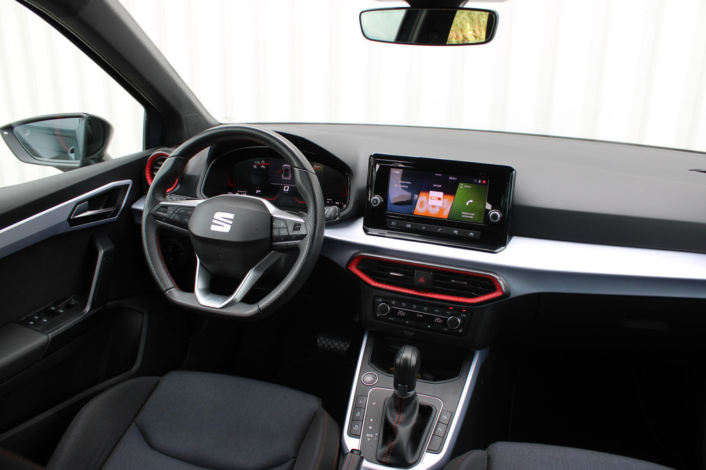 Seat Arona (KLV54H) met abonnement
