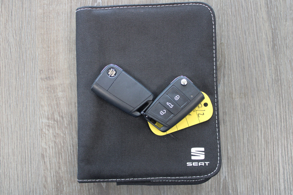 Seat Arona (KLV54H) met abonnement