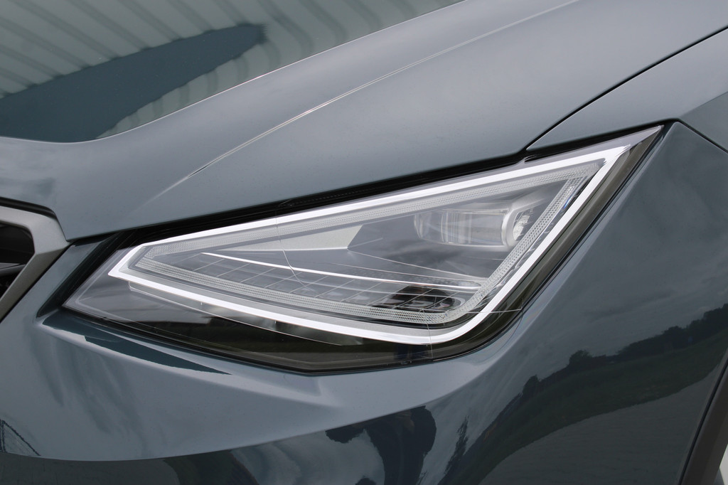 Seat Arona (KLV54H) met abonnement