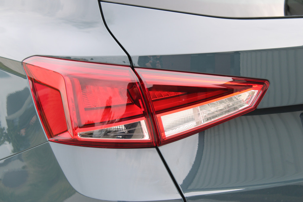 Seat Arona (KLV54H) met abonnement