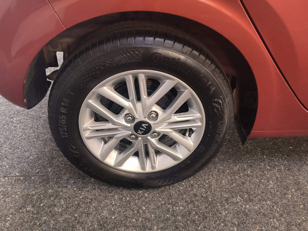Kia Picanto (KLB89S) met abonnement