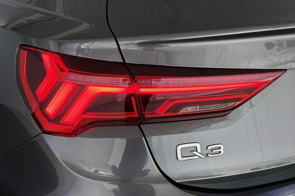 Audi Q3 Sportback (KLS30K) met abonnement