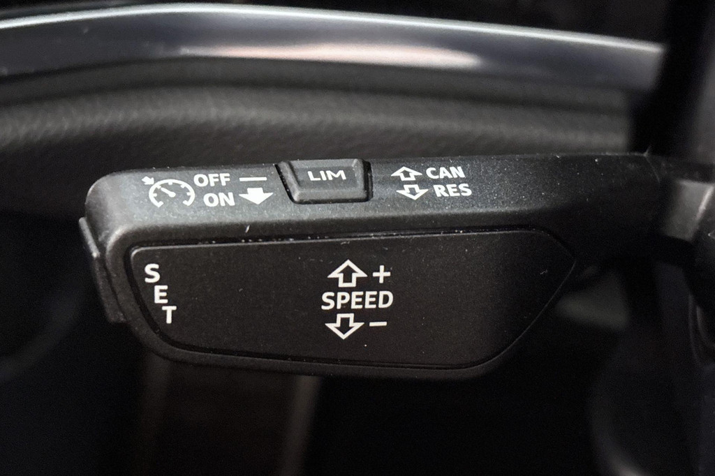 Audi Q3 Sportback (KLS30K) met abonnement