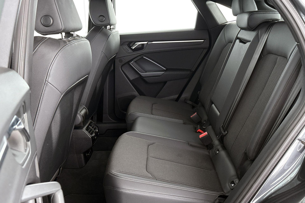 Audi Q3 Sportback (KLS30K) met abonnement