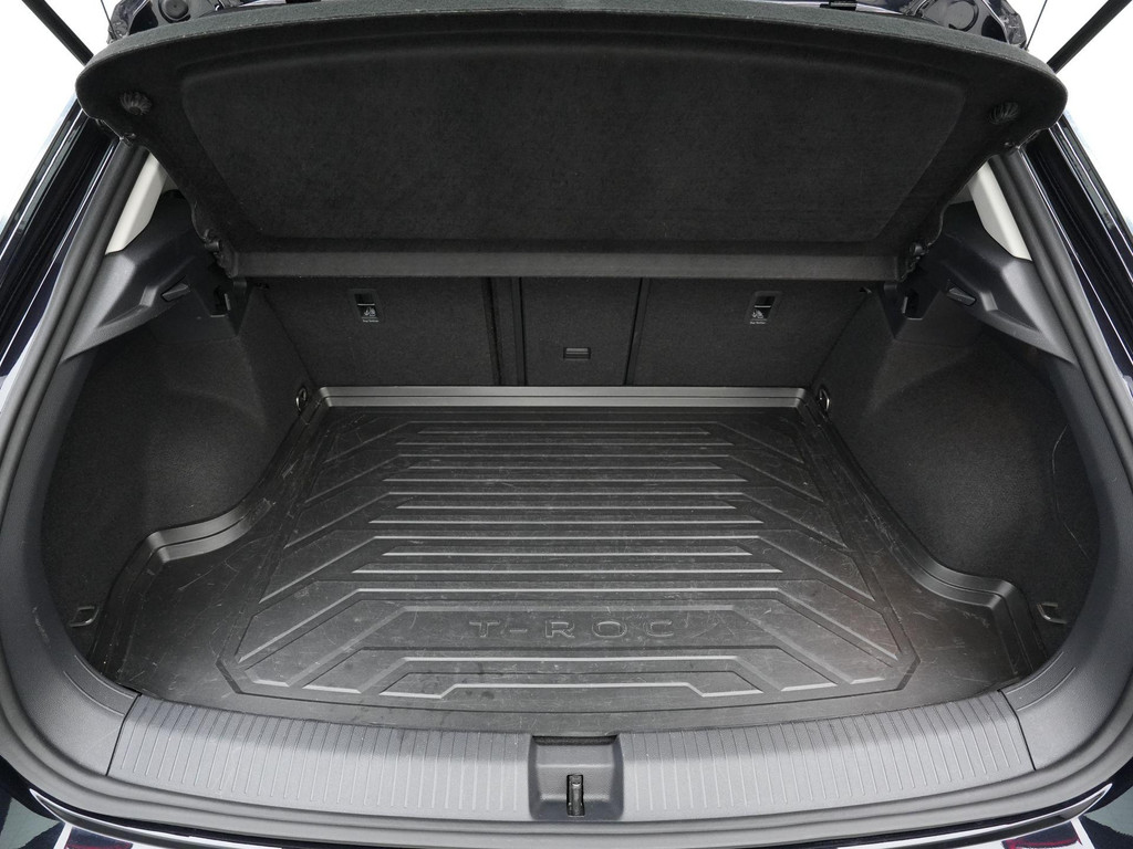 Volkswagen T-Roc (R828DH) met abonnement