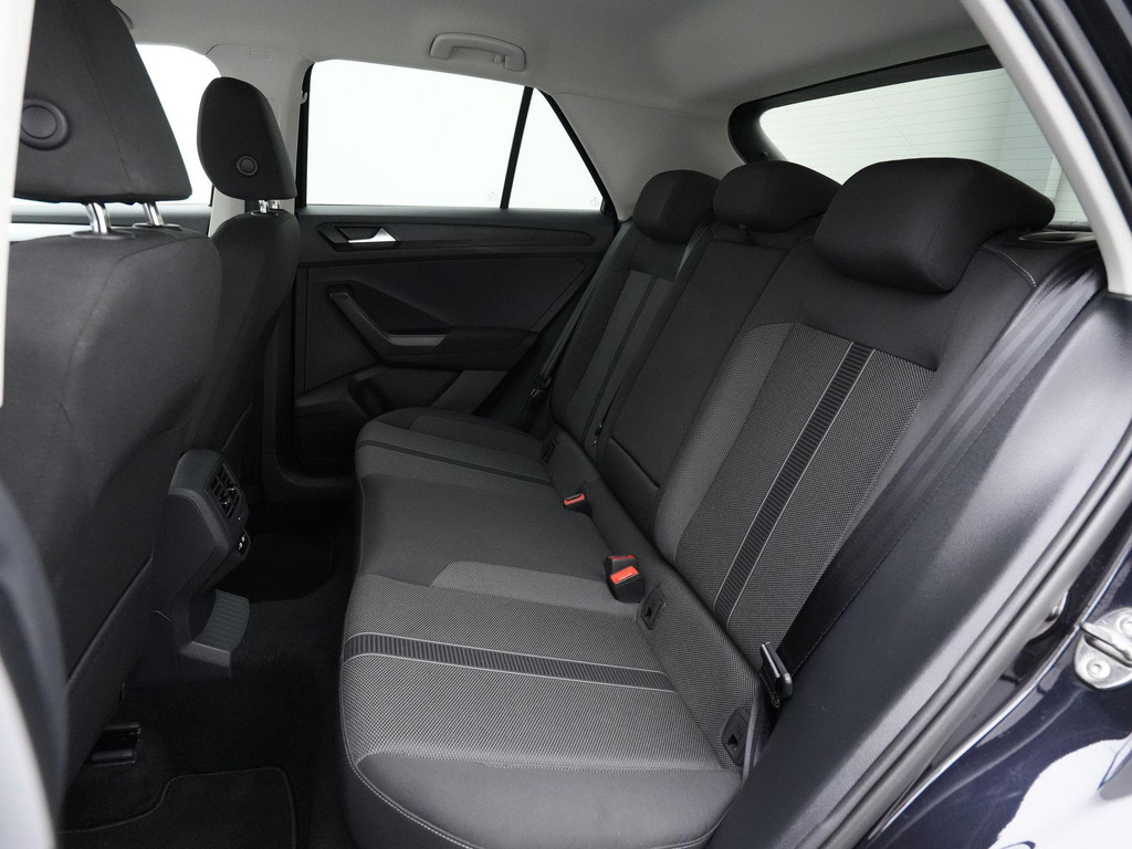 Volkswagen T-Roc (R828DH) met abonnement