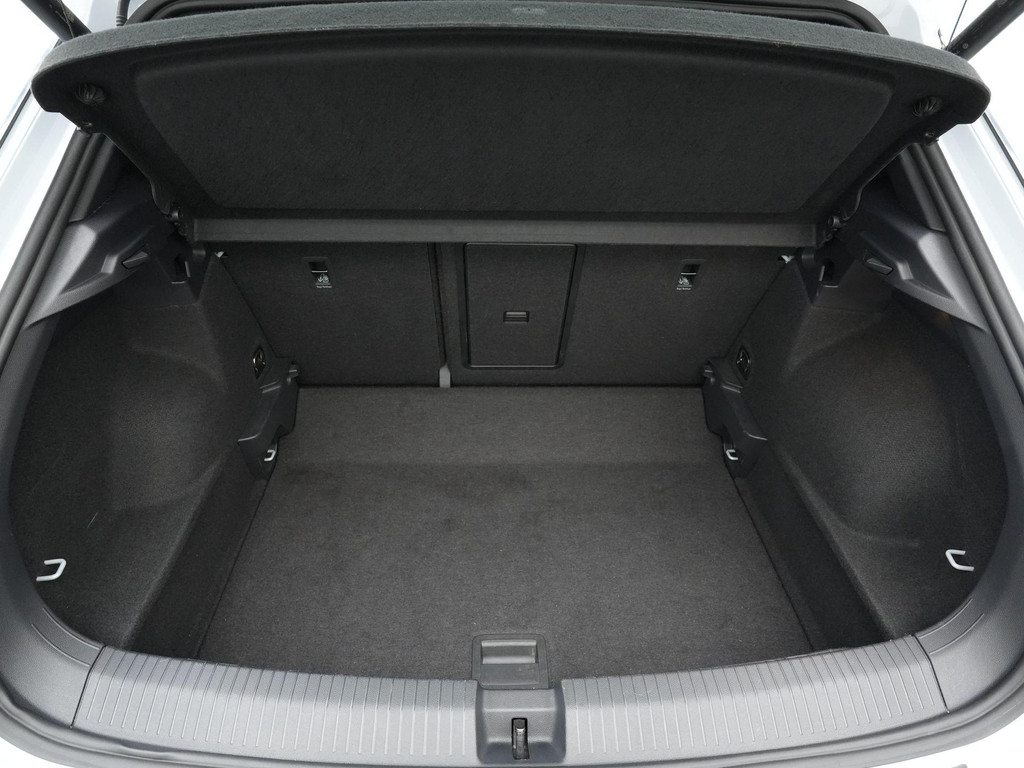 Volkswagen T-Roc (KLF40R) met abonnement