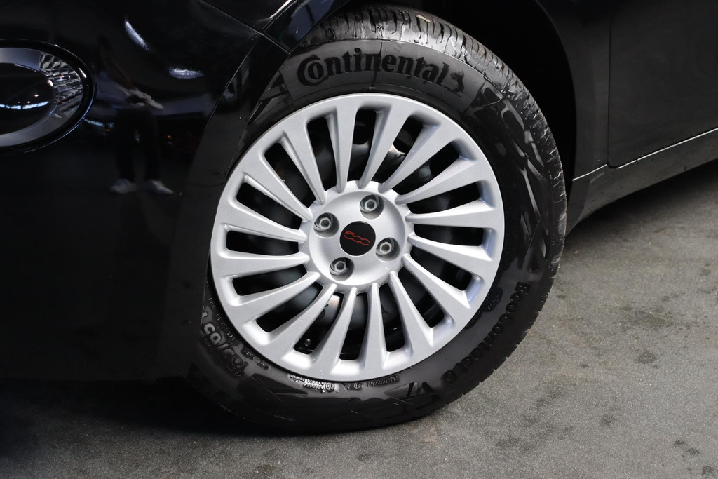 Fiat 500 (JPP77L) met abonnement