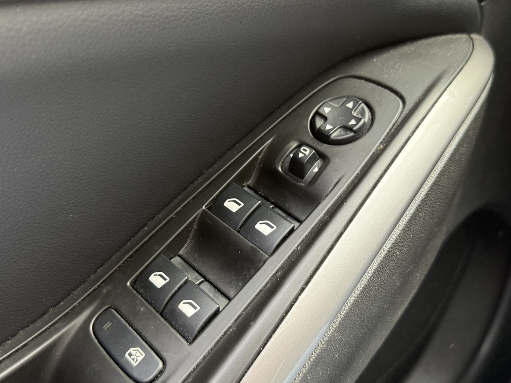 Opel Grandland (T009XG) met abonnement