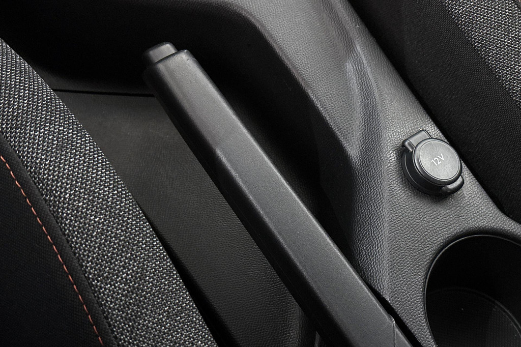 Peugeot 208 (T487ZP) met abonnement