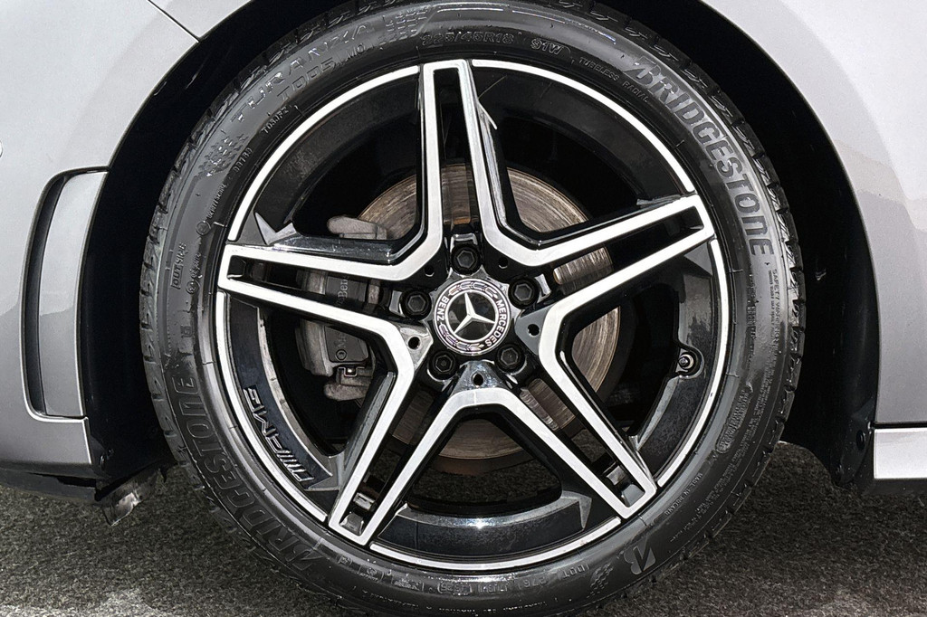 Mercedes-Benz B-Klasse (L919GR) met abonnement