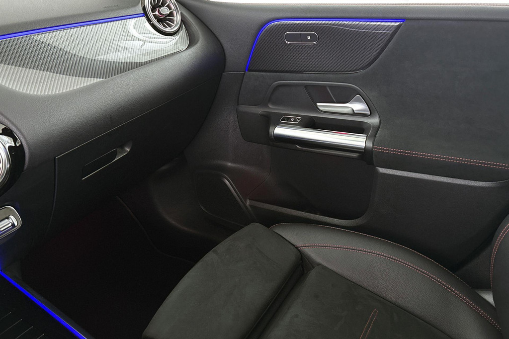 Mercedes-Benz B-Klasse (L919GR) met abonnement