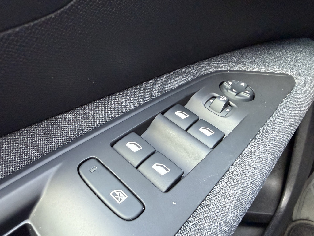 Peugeot 3008 (N129VH) met abonnement
