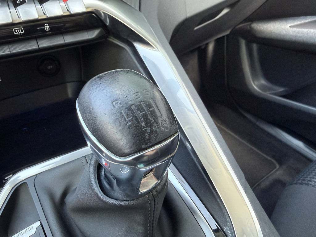Peugeot 3008 (N129VH) met abonnement