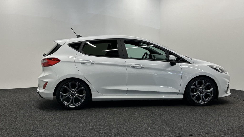Ford Fiesta (L519XZ) met abonnement