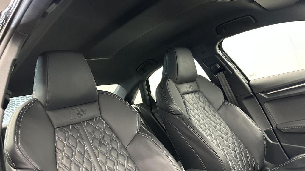 Audi A3 (P528PR) met abonnement