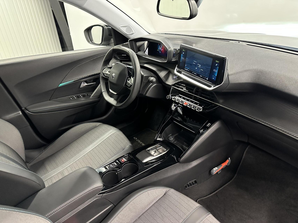 Peugeot e-2008 (P169VG) met abonnement