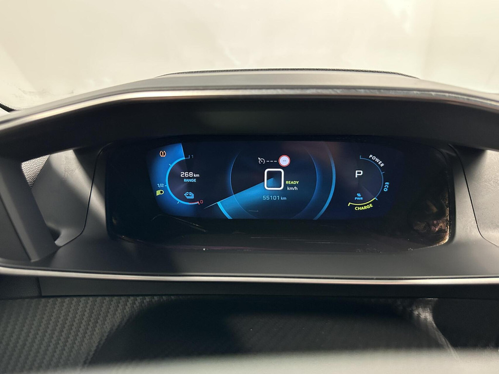 Peugeot e-2008 (P169VG) met abonnement