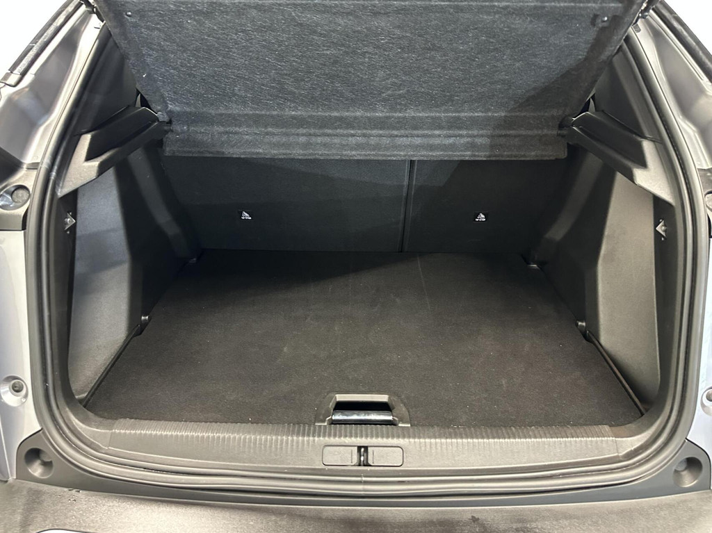 Peugeot e-2008 (P169VG) met abonnement