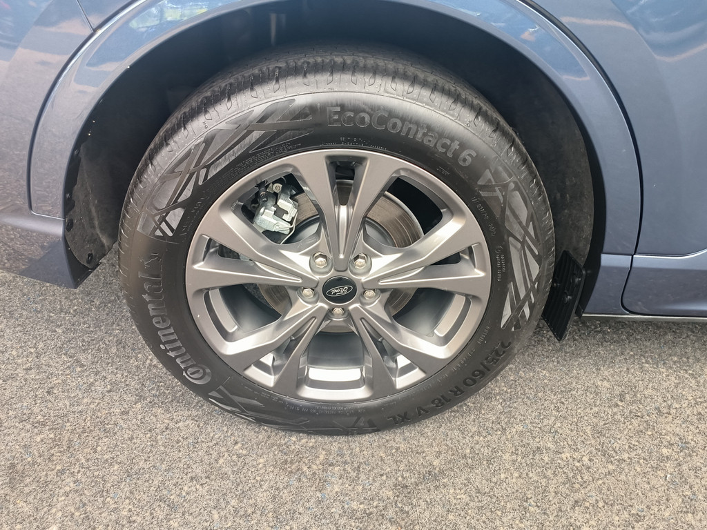 Ford Kuga (KLZ11S) met abonnement