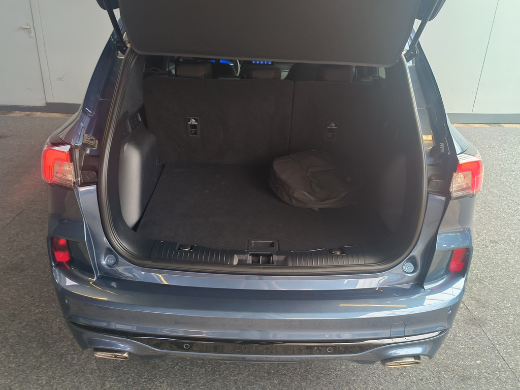 Ford Kuga (KLZ11S) met abonnement