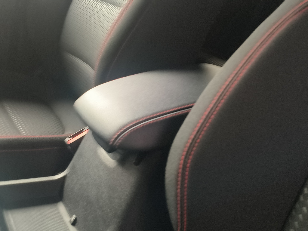 Ford Kuga (KLZ11S) met abonnement