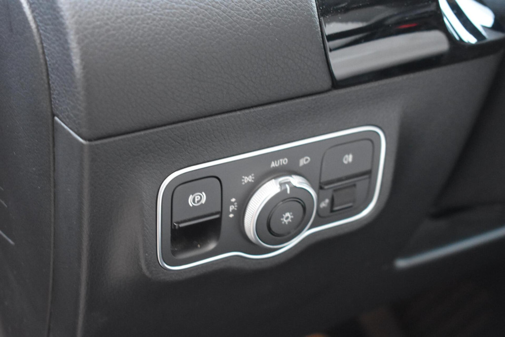 Mercedes-Benz EQA (L872PZ) met abonnement