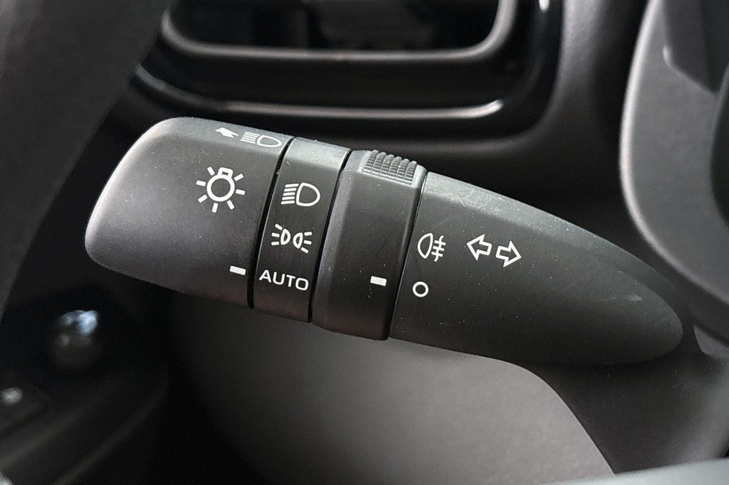Mazda 2 (JDK74H) met abonnement