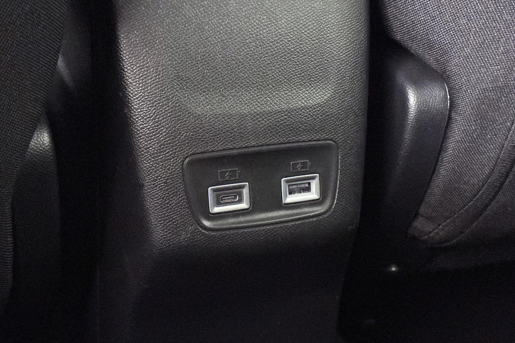 Peugeot 208 (HNT71F) met abonnement