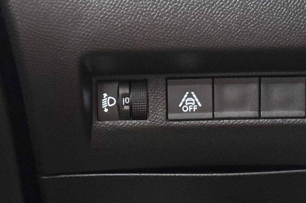 Peugeot 2008 (S274XG) met abonnement