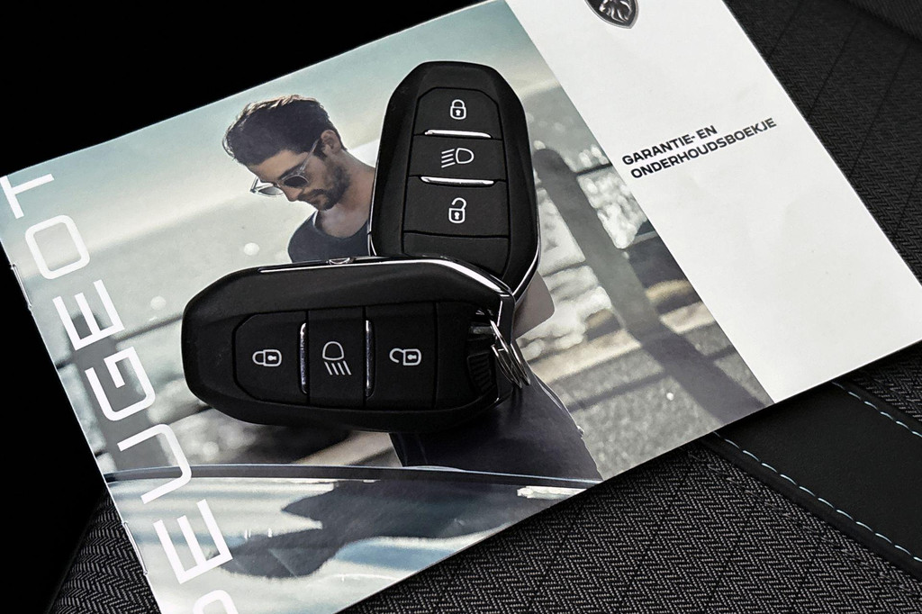 Peugeot 2008 (S274XG) met abonnement