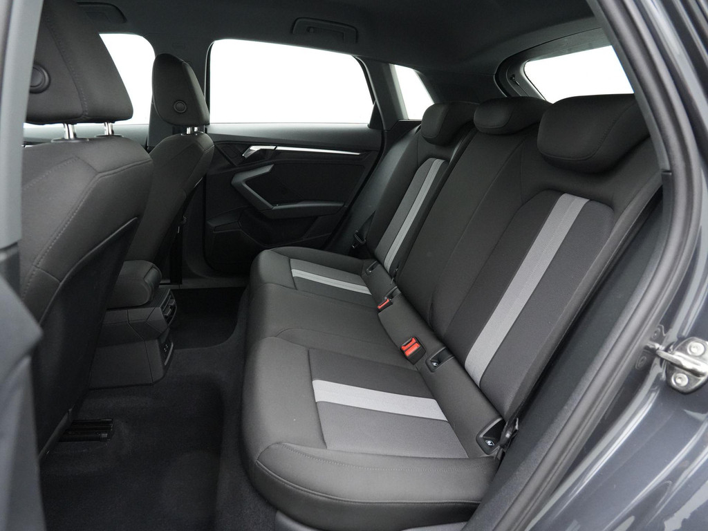 Audi A3 (KND24H) met abonnement