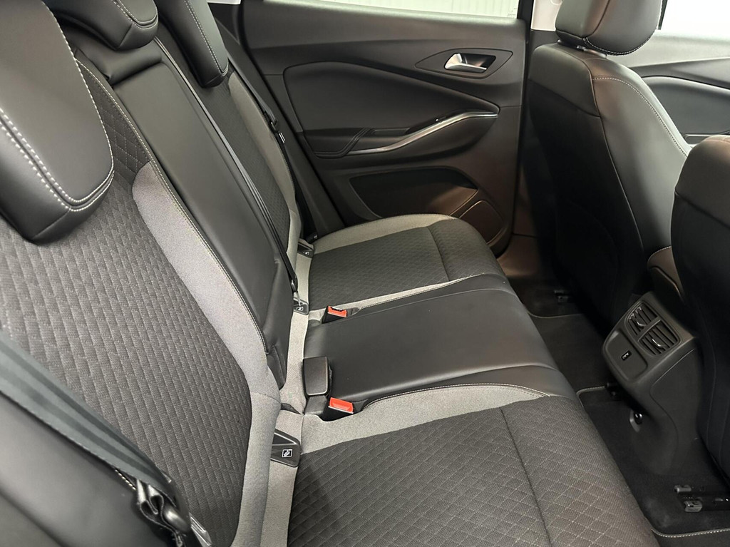 Opel Grandland X (L633ZZ) met abonnement