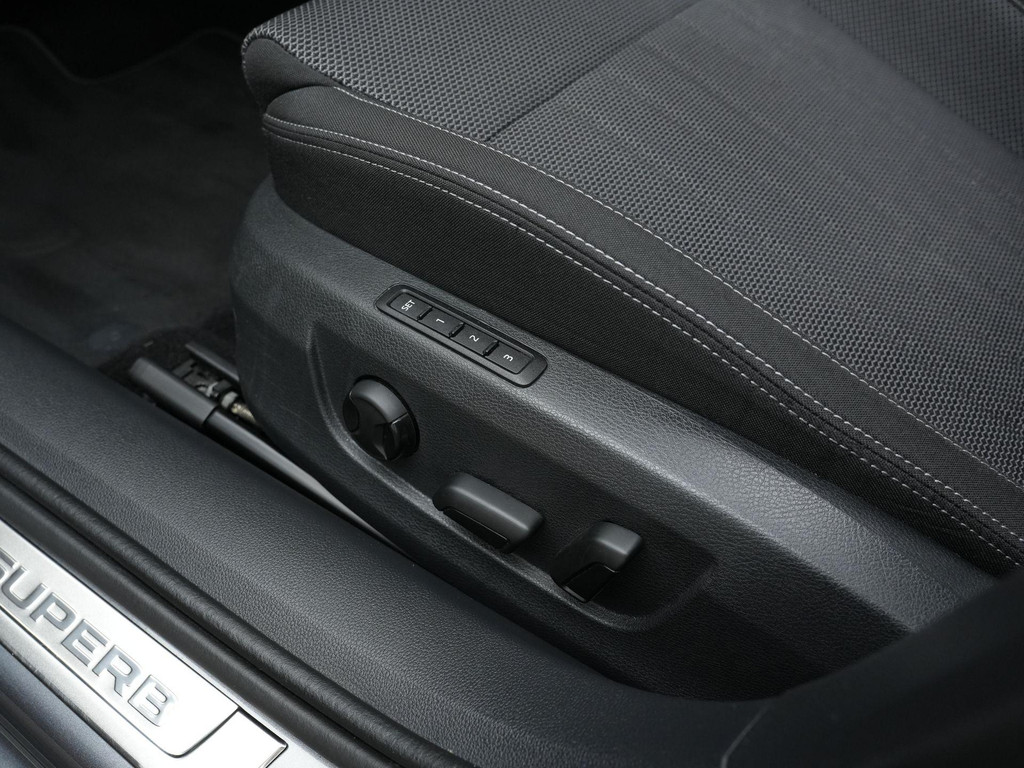 ŠKODA Superb (KLF53T) met abonnement