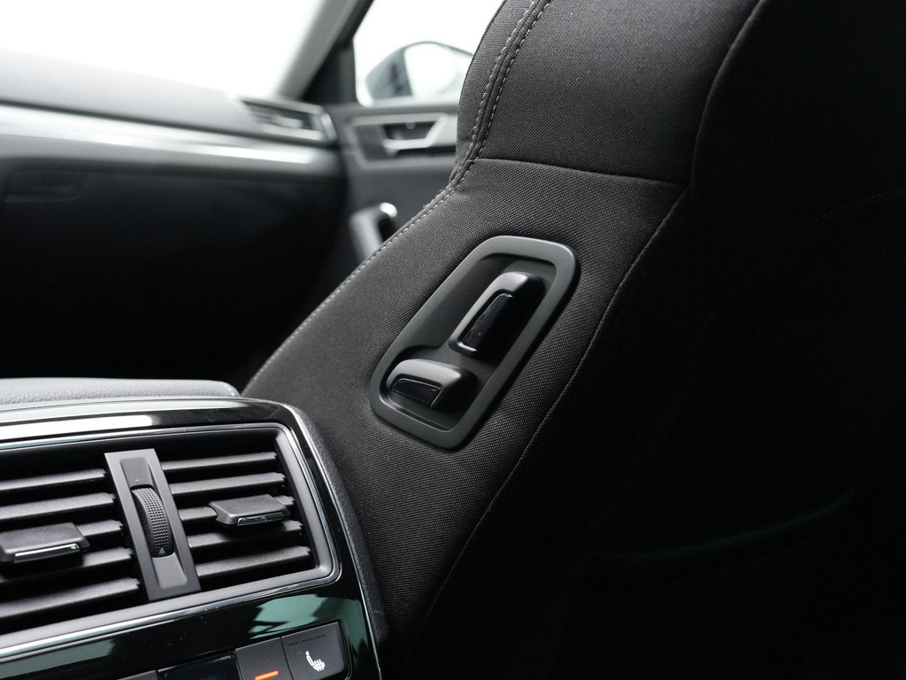 ŠKODA Superb (KLF53T) met abonnement