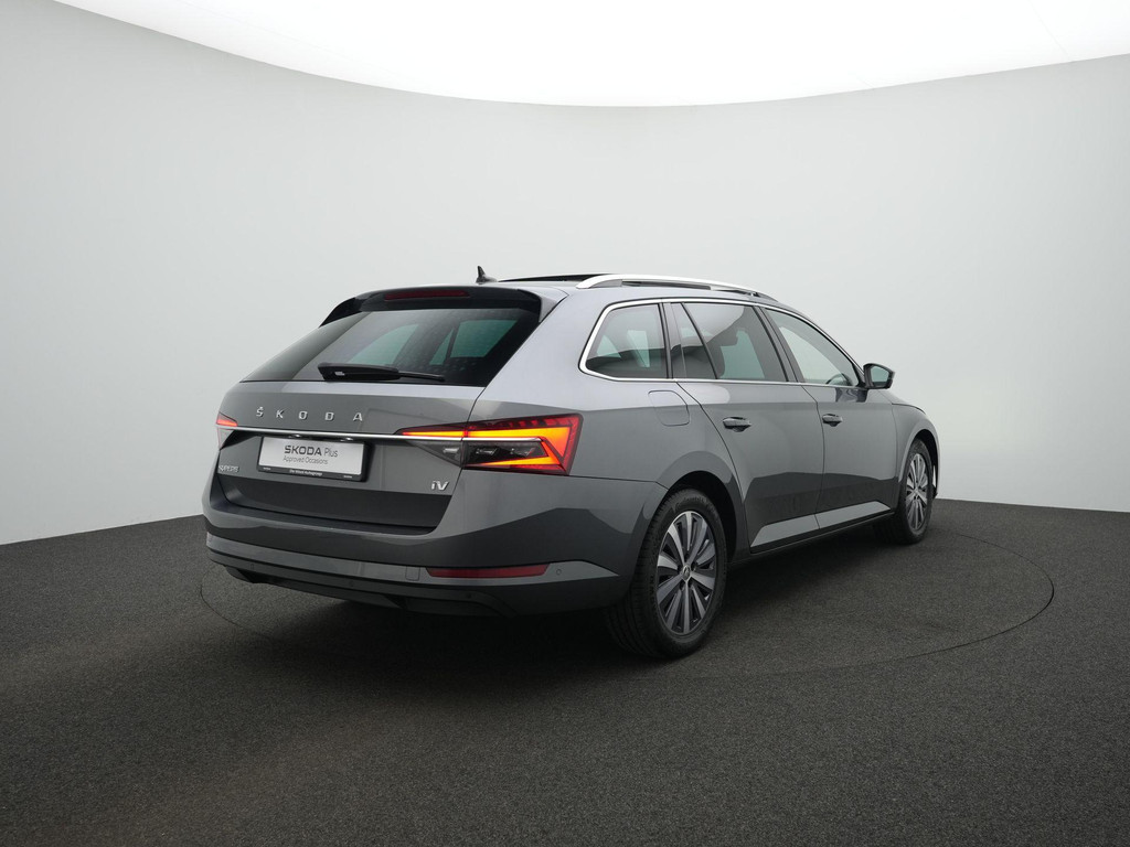 ŠKODA Superb (KLF53T) met abonnement