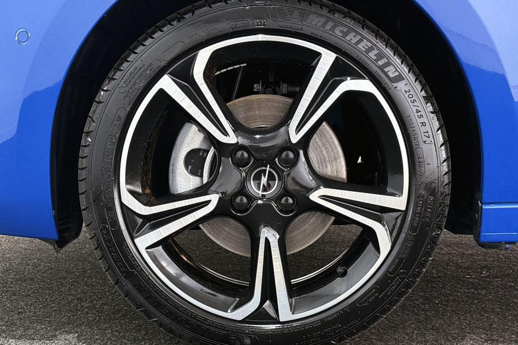 Opel Corsa (KKP65X) met abonnement