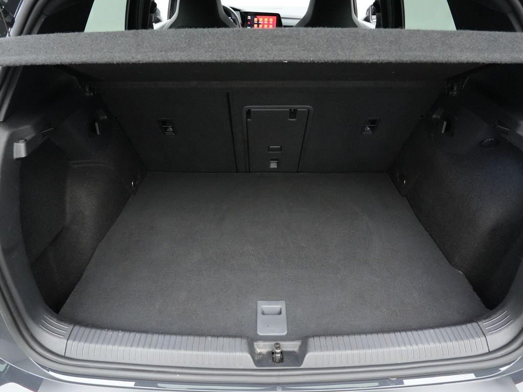Volkswagen Golf GTE (KKL87N) met abonnement