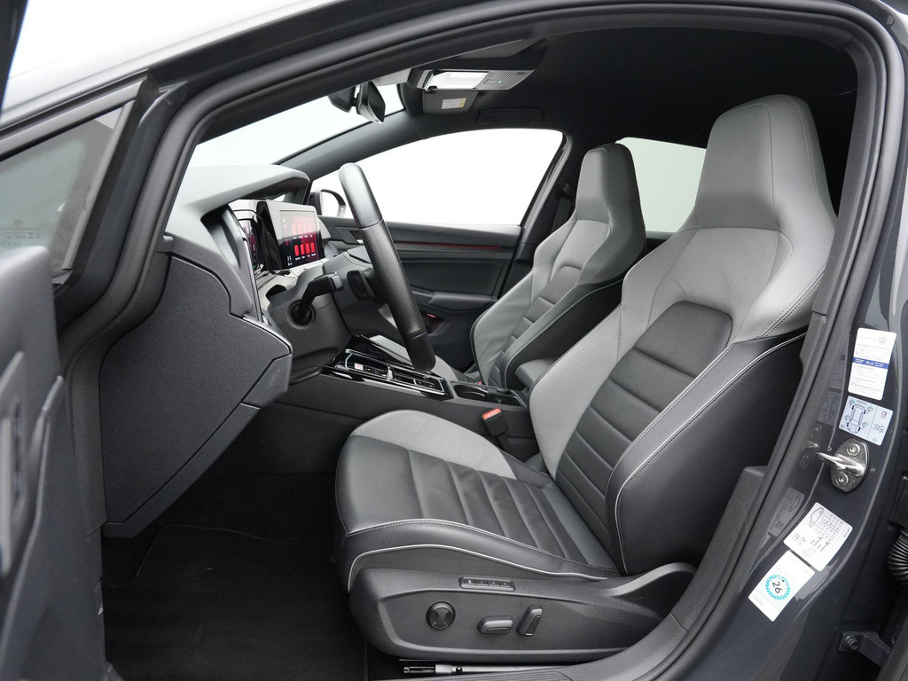 Volkswagen Golf GTE (KKL87N) met abonnement