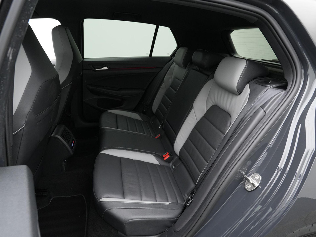 Volkswagen Golf GTE (KKL87N) met abonnement